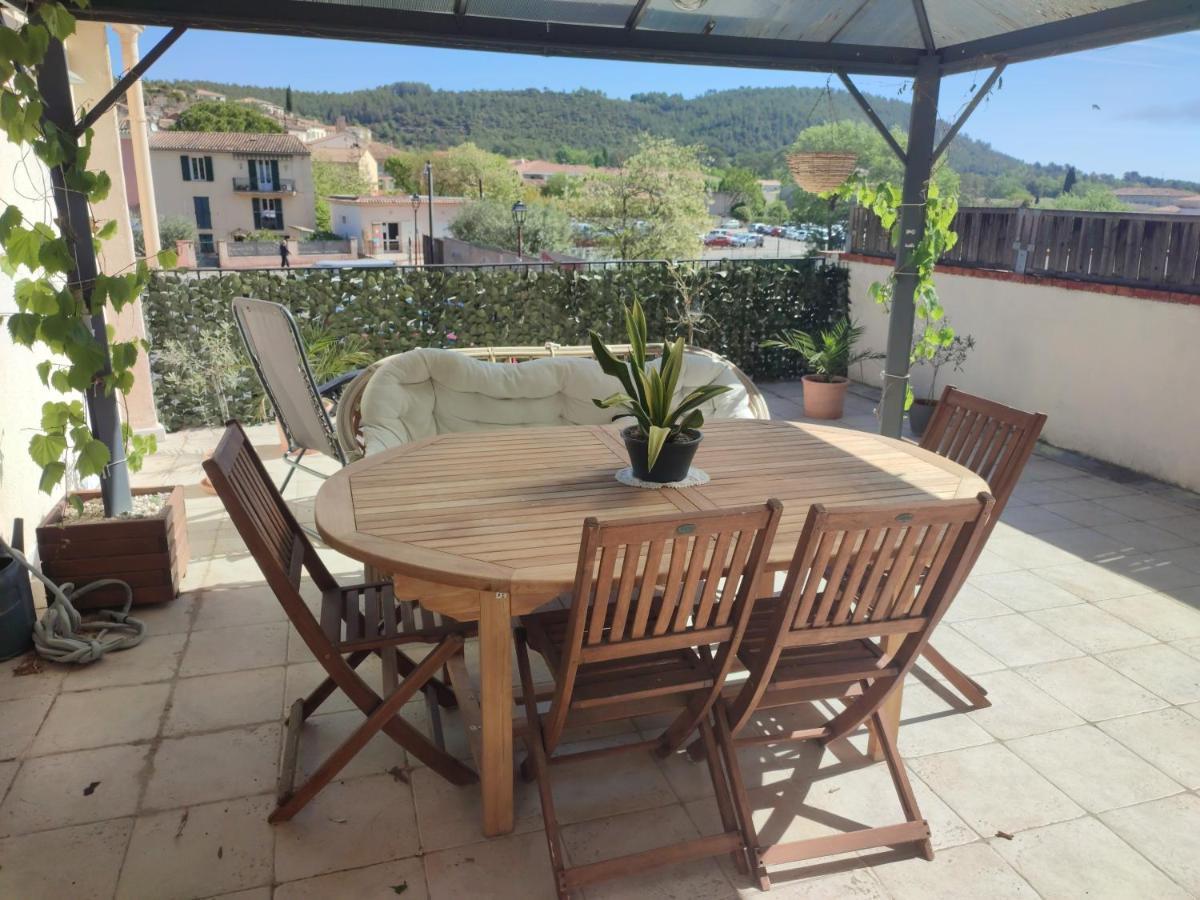 Appartement Provencal Avec Terrasse Dans Le Var Les Arcs-sur-Argens Eksteriør billede